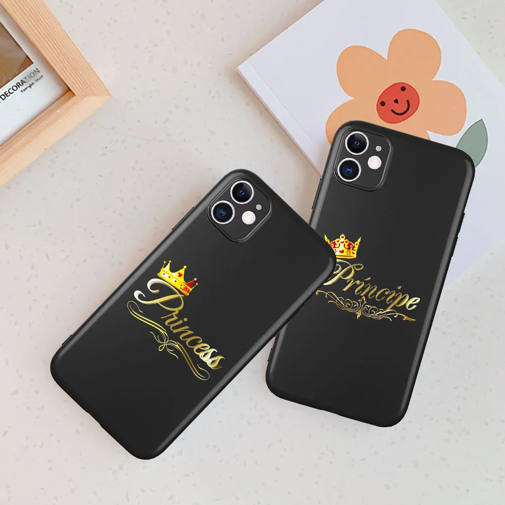 Luxury King and Queen Crowns Phone Case Fundas For Coque iPhone XR 10 11 Pro max 8 7 6 6S Plus X XS Max 5 5S SE Cover Capa Shell
Luxury King and Queen Crowns Phone Case Fundas For Coque iPhone XR 10 11 Pro max 8 7 6 6S Plus X XS Max 5 5S SE Cover Capa Shell