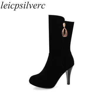Women Boots Autumn Winter Super High Heel Flock Zip Round Toe Mid-calf Martin Boots Metal Decoration 2019 Sexy Fashion Black
Women Boots Autumn Winter Super High Heel Flock Zip Round Toe Mid-calf Martin Boots Metal Decoration 2019 Sexy Fashion Black