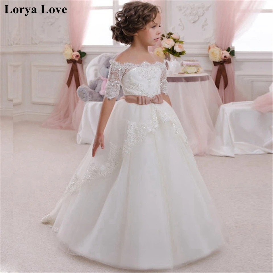 2020 Fower Girl Dresses For Wedding Appliques Sequins Half Sleeves Boat Neck Princess Dress First Communion Dress Pageant Gowns
2020 Fower Girl Dresses For Wedding Appliques Sequins Half Sleeves Boat Neck Princess Dress First Communion Dress Pageant Gowns