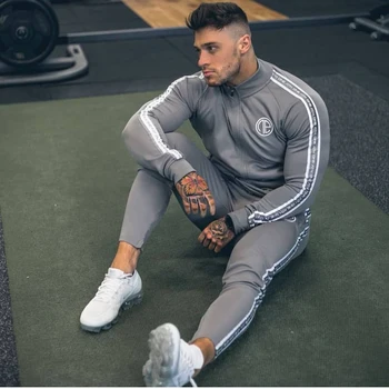 winter jogging suits 2pcs men printed fitness suit top sweater coat zipper tight jogger pants sport suit men running set men xxl 
winter jogging suits 2pcs men printed fitness suit top sweater coat zipper tight jogger pants sport suit men running set men xxl