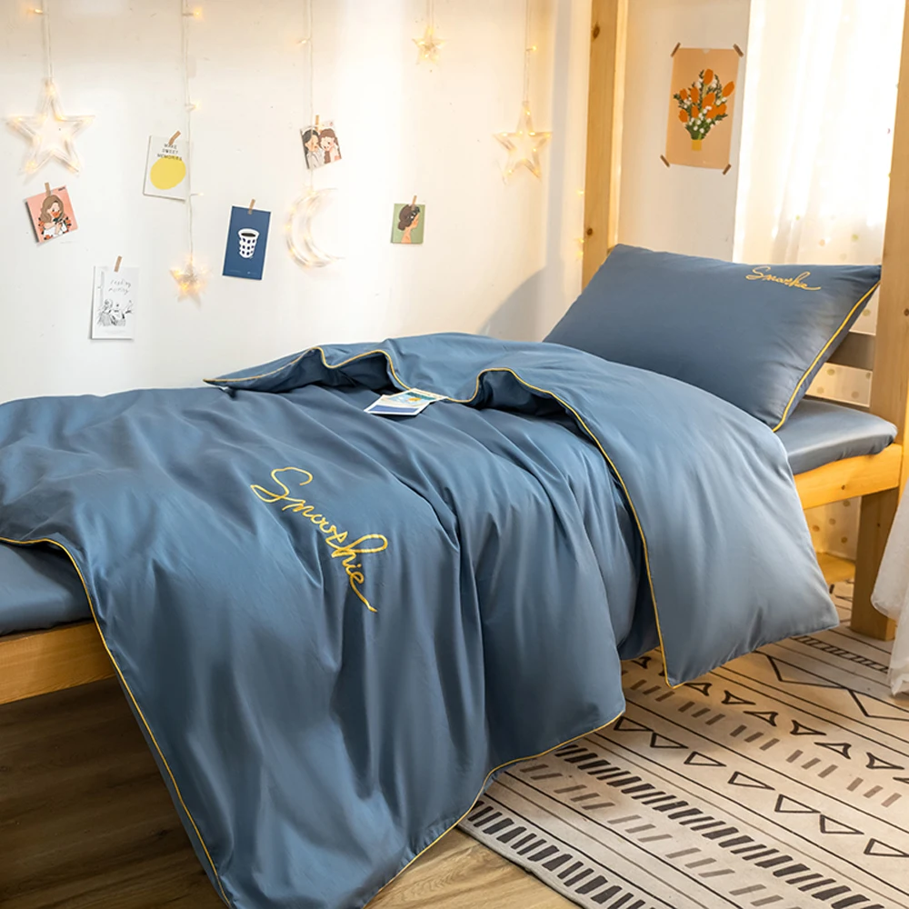 Super Warm Soft 100% Cotton 3 Pieces Bedding Set Sheet Quilt Cover Pillow cases Suitable For Twin Size
Super Warm Soft 100% Cotton 3 Pieces Bedding Set Sheet Quilt Cover Pillow cases Suitable For Twin Size