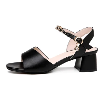 6023 Summer New Guciheaven Open Toe Thick Heel Sandals Strap Buckle Solid Color Shoes
6023 Summer New Guciheaven Open Toe Thick Heel Sandals Strap Buckle Solid Color Shoes