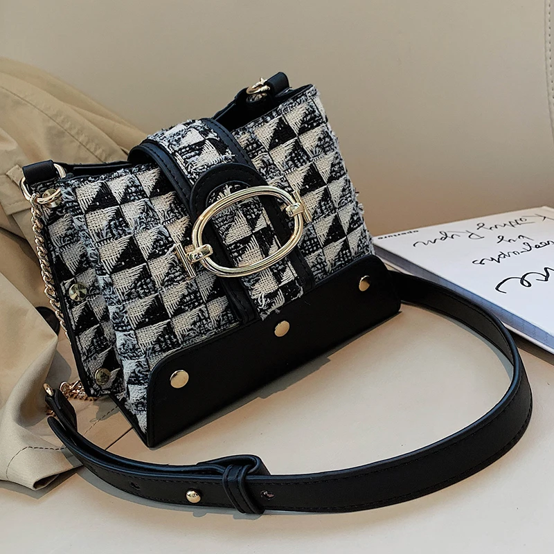 Louis Brand Women's Ladies Fashion Simple Leisure Chian Single Shoulder Messenger Bags Small Women Bag Crossbody Bolsa Feminina
Louis Brand Women's Ladies Fashion Simple Leisure Chian Single Shoulder Messenger Bags Small Women Bag Crossbody Bolsa Feminina