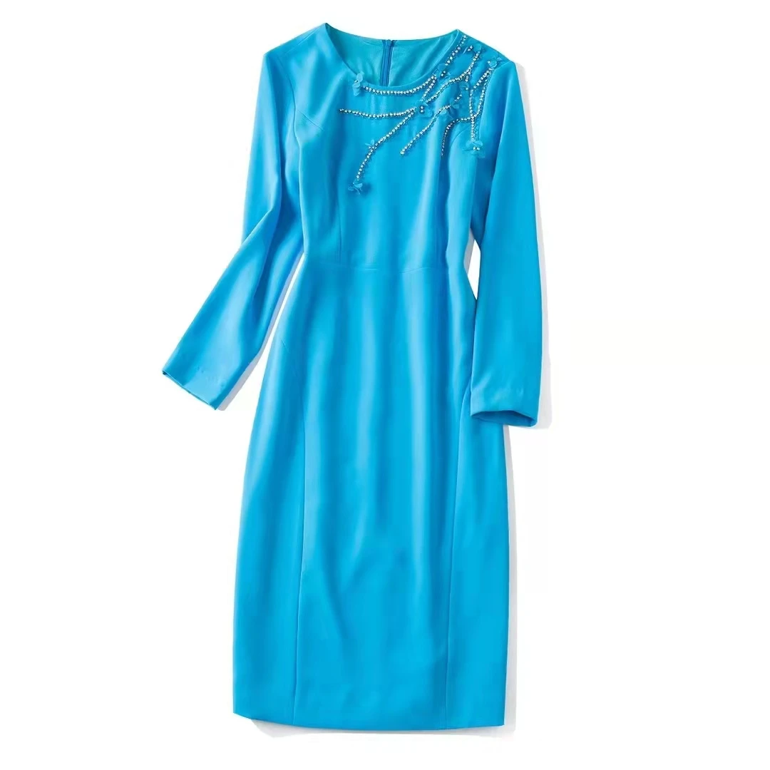 European and American women's wear new autumn 2022 Long sleeve pin bead round collar collar fashion Solid color slim dress 
European and American women's wear new autumn 2022 Long sleeve pin bead round collar collar fashion Solid color slim dress