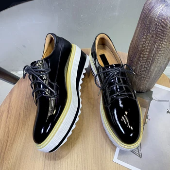 Women's genuine patent leather lace-up platform flats oxfords square toe female soft comfortable brogues shoes casual footwear
Women's genuine patent leather lace-up platform flats oxfords square toe female soft comfortable brogues shoes casual footwear