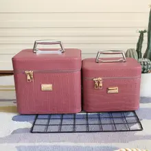 Professional Hand-Top Makeup Storage Box Big Capacity PU Leather Cosmetic Organizer Box Portable Makeup Suitcase For Travel
Professional Hand-Top Makeup Storage Box Big Capacity PU Leather Cosmetic Organizer Box Portable Makeup Suitcase For Travel