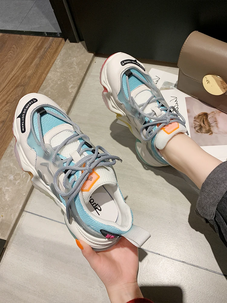 Network mesh Women running shoes Sneakers
Network mesh Women running shoes Sneakers