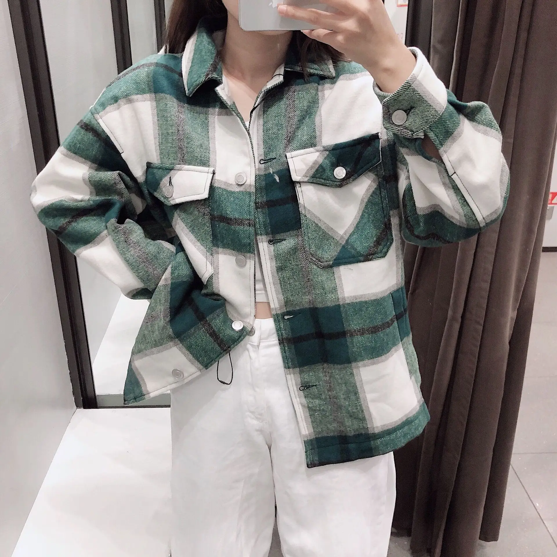 Women's clothing of new fund of 2019 autumn winters is easy to restore ancient ways grid shirt and coat lapels Y13-26625
Women's clothing of new fund of 2019 autumn winters is easy to restore ancient ways grid shirt and coat lapels Y13-26625