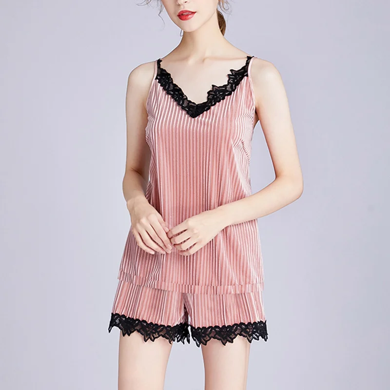Autumn Winter Women's Sexy Nightdress Velvet Sling Two-piece Sexy Lace Thickening Home Service Sleepwear
Autumn Winter Women's Sexy Nightdress Velvet Sling Two-piece Sexy Lace Thickening Home Service Sleepwear