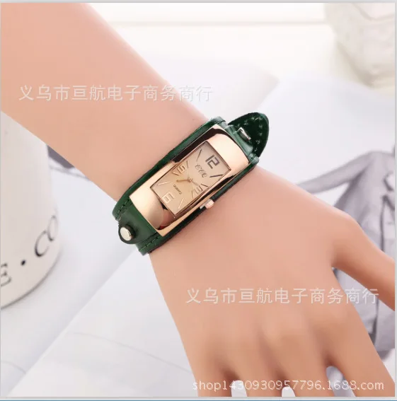 Hot Selling Retro Fashion Genuine Leather Ladies' Watch Simple with Numbers Measuring Student Quartz Watch
Hot Selling Retro Fashion Genuine Leather Ladies' Watch Simple with Numbers Measuring Student Quartz Watch