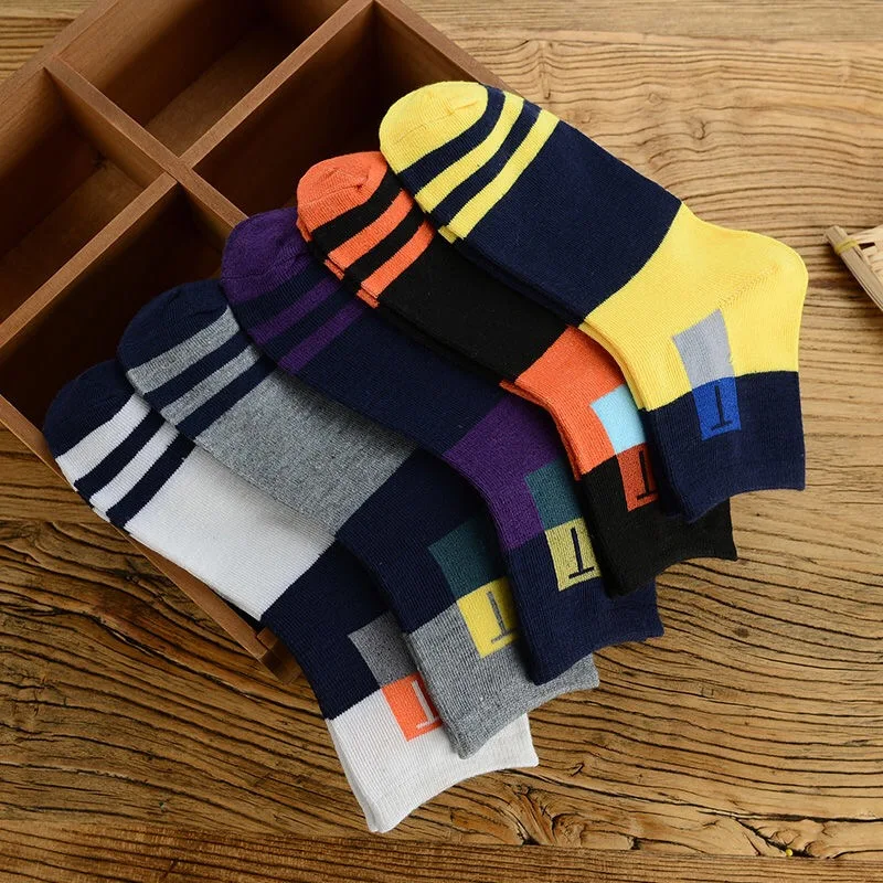 10 Pairs Men's High Quality Casual Breathable Socks For Men Cotton Brand Sneaker Socks Quick Drying Black White Long Sock
10 Pairs Men's High Quality Casual Breathable Socks For Men Cotton Brand Sneaker Socks Quick Drying Black White Long Sock