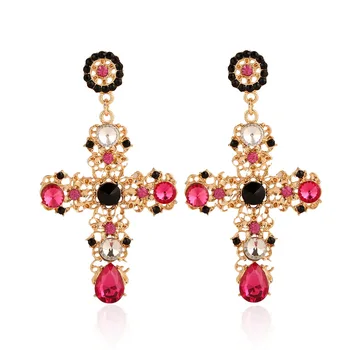 

Big-name cross-set color zircon woman earrings Retro palace catwalk hollowed-out fashion wild fresh jewelry banquet gift girl