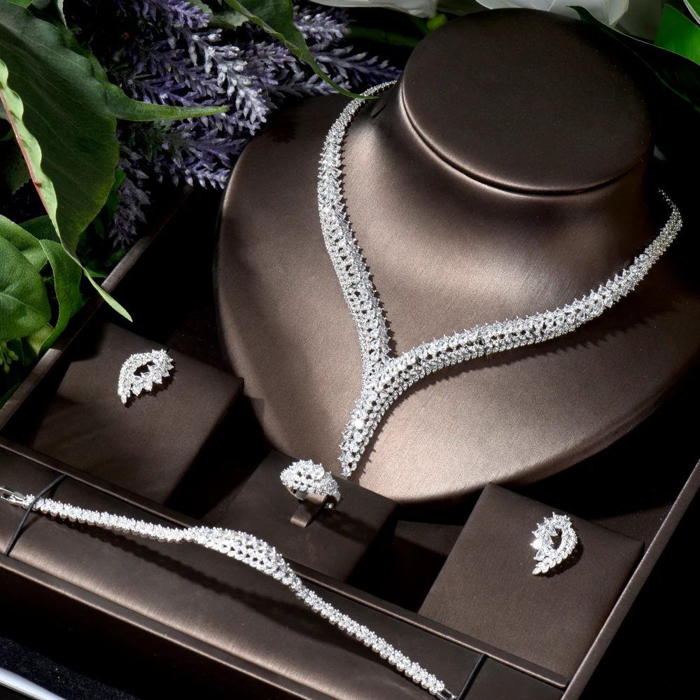 HIBRIDE Charms 4PC Geometric Bracelet Ring Necklace Earring Set For Women Wedding Bridal Cubic Zircon Dubai Party Jewelry N-829
HIBRIDE Charms 4PC Geometric Bracelet Ring Necklace Earring Set For Women Wedding Bridal Cubic Zircon Dubai Party Jewelry N-829