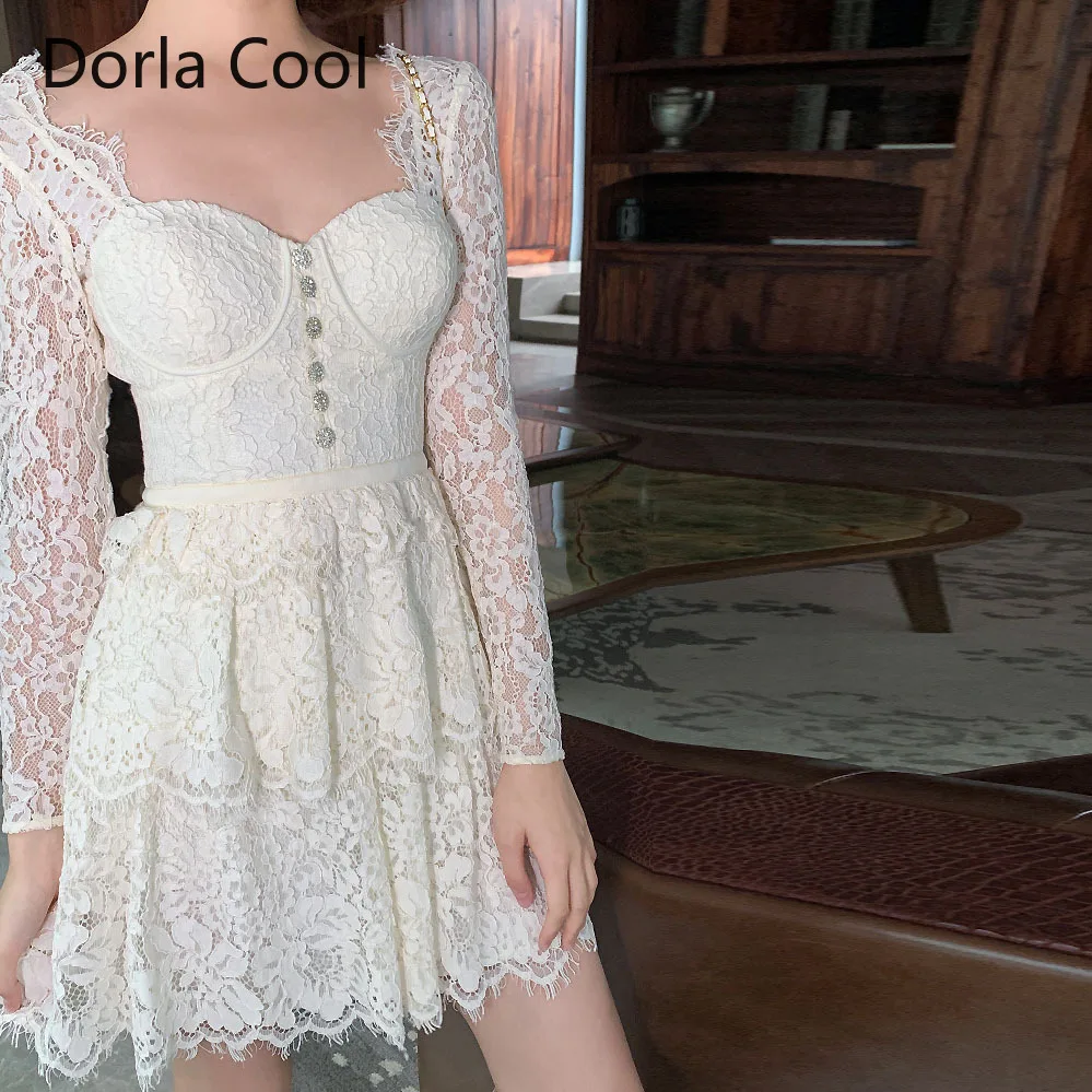 High Quality Women Sexy Lace Dress Mini Perspective Sleeves Square Collar Lady's Party Ruffle Layers Dresses 2021 Runway Vestido
High Quality Women Sexy Lace Dress Mini Perspective Sleeves Square Collar Lady's Party Ruffle Layers Dresses 2021 Runway Vestido