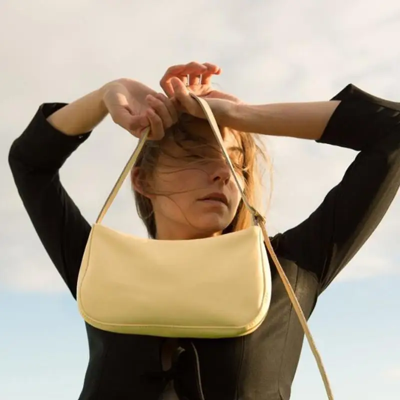 2020 Hot sale bolsas femininas de ombro Small yellow bag female letnia torebka leather small tote bags for women cross body bags 
2020 Hot sale bolsas femininas de ombro Small yellow bag female letnia torebka leather small tote bags for women cross body bags
