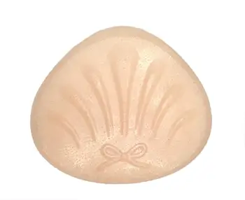 Lightweight Breast Form Extra soft middle layer to mimic the movement of natural breast tissue
Lightweight Breast Form Extra soft middle layer to mimic the movement of natural breast tissue