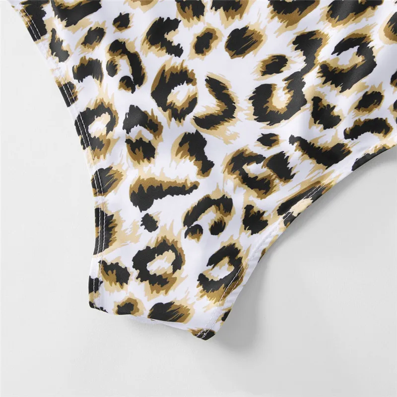 leopard-swimsuits-family-matching-swimwear-mother-daughter-bikini-dad-son-swim-trunks-mommy-and-me-clothes (4)