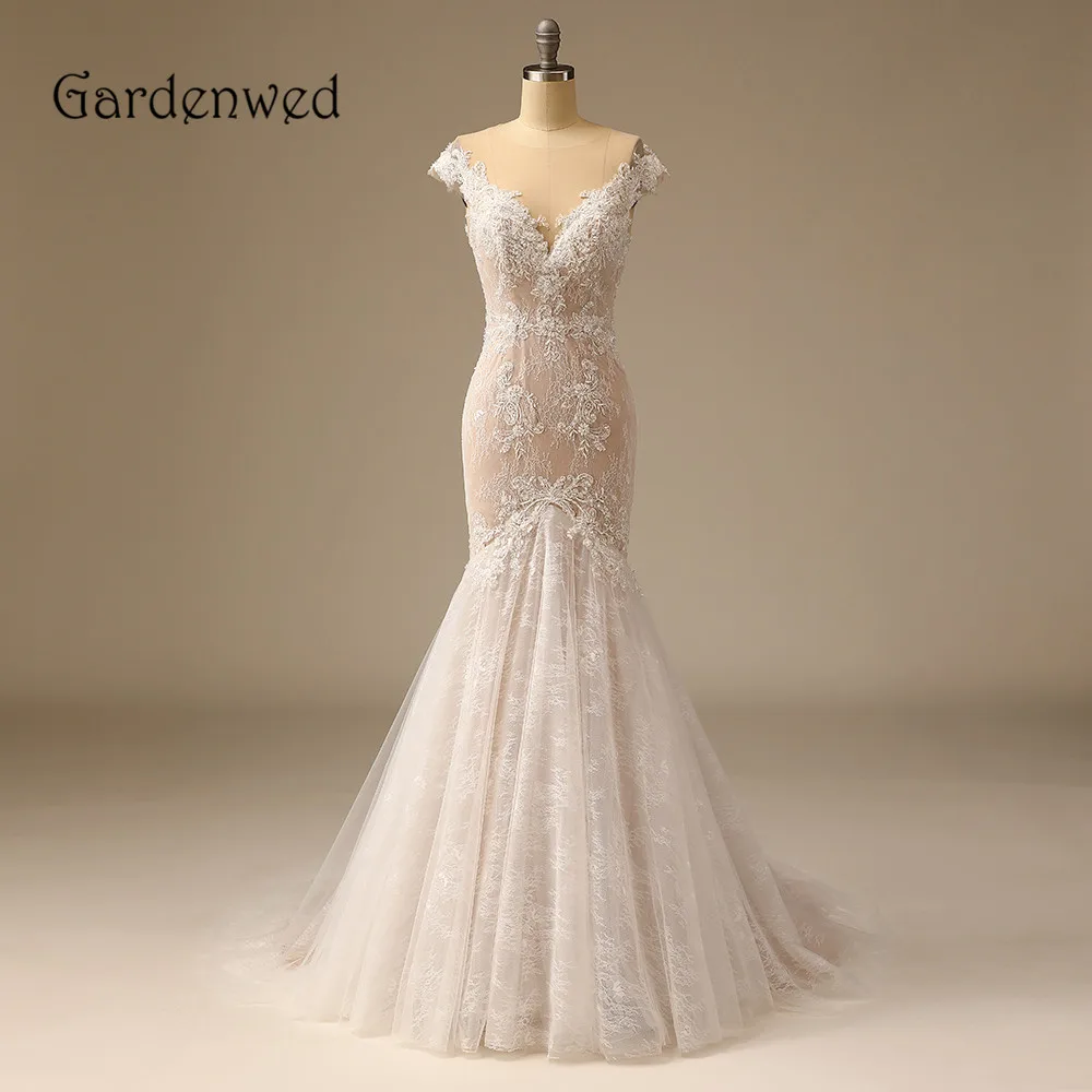 Latest Ivory Lace Mermaid Wedding Dresses V Neck Delicate Beading Back See-through Bridal Gowns
Latest Ivory Lace Mermaid Wedding Dresses V Neck Delicate Beading Back See-through Bridal Gowns
