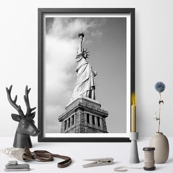 Modern Poster And Print Black And White Statue of Liberty Canvas Painting Wall Art Pictures Living Room Home Decor 
Modern Poster And Print Black And White Statue of Liberty Canvas Painting Wall Art Pictures Living Room Home Decor