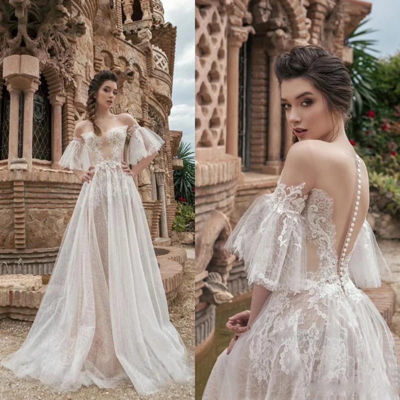Lace Flare Sleeves Wedding Dress Tulle Appliques A-Line Full Length Dress Formal Bridal Gown Party Prom Vestido De Noiva 2020 
Lace Flare Sleeves Wedding Dress Tulle Appliques A-Line Full Length Dress Formal Bridal Gown Party Prom Vestido De Noiva 2020