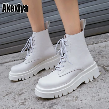Size 34-42 2020 New INS Woman Leather Ankle Boots Lace Up Shoes Woman Short Winter Warm Boots Platform Heels Footwear p024
Size 34-42 2020 New INS Woman Leather Ankle Boots Lace Up Shoes Woman Short Winter Warm Boots Platform Heels Footwear p024