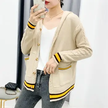 2020 autumn and winter women cardigan knitted short loose hooded wild thick sweater
2020 autumn and winter women cardigan knitted short loose hooded wild thick sweater