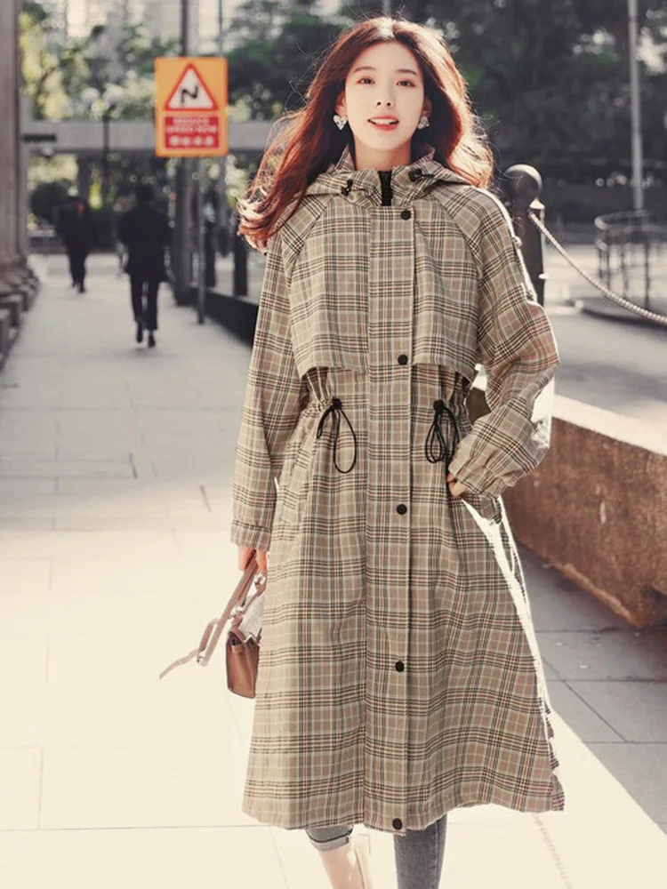 Portugal Cut Wind Female Coat Women's Windbreaker Large Size Fashion Trench Lattice Temperament Drawstring Waist Hooded Russia
Portugal Cut Wind Female Coat Women's Windbreaker Large Size Fashion Trench Lattice Temperament Drawstring Waist Hooded Russia