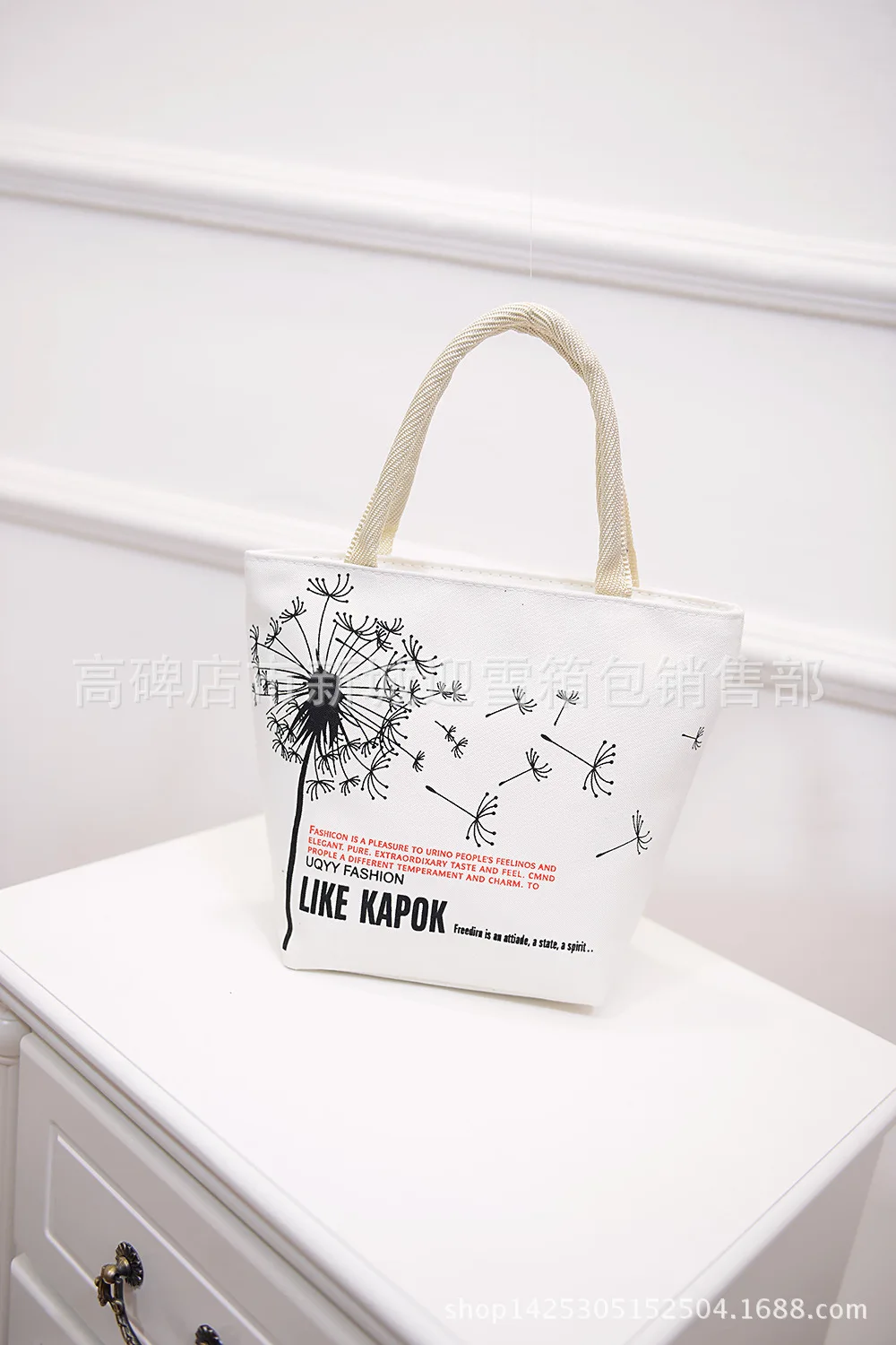 2015 New Style Korean-style Fashion WOMEN'S Bag Casual Bag Hand Canvas Bag Carrying Bento Box Bag Lunch Box Bag
2015 New Style Korean-style Fashion WOMEN'S Bag Casual Bag Hand Canvas Bag Carrying Bento Box Bag Lunch Box Bag