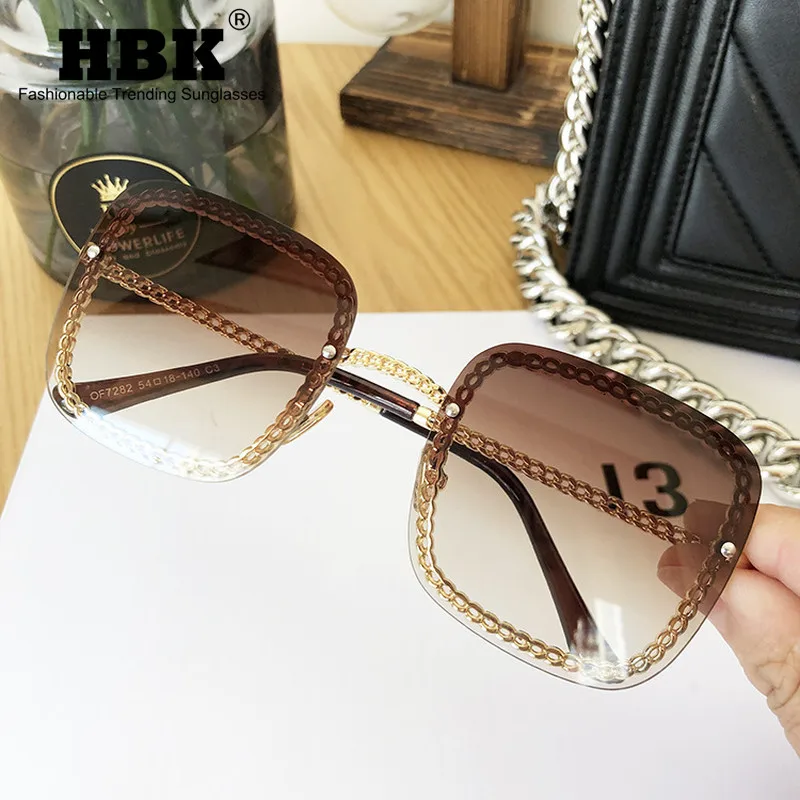 HBK Luxury Square Sunglasses Chain Decoration Women UV400 Retro Brand Chain Metal Frame Shades Summer Sun Glasses for Female
HBK Luxury Square Sunglasses Chain Decoration Women UV400 Retro Brand Chain Metal Frame Shades Summer Sun Glasses for Female