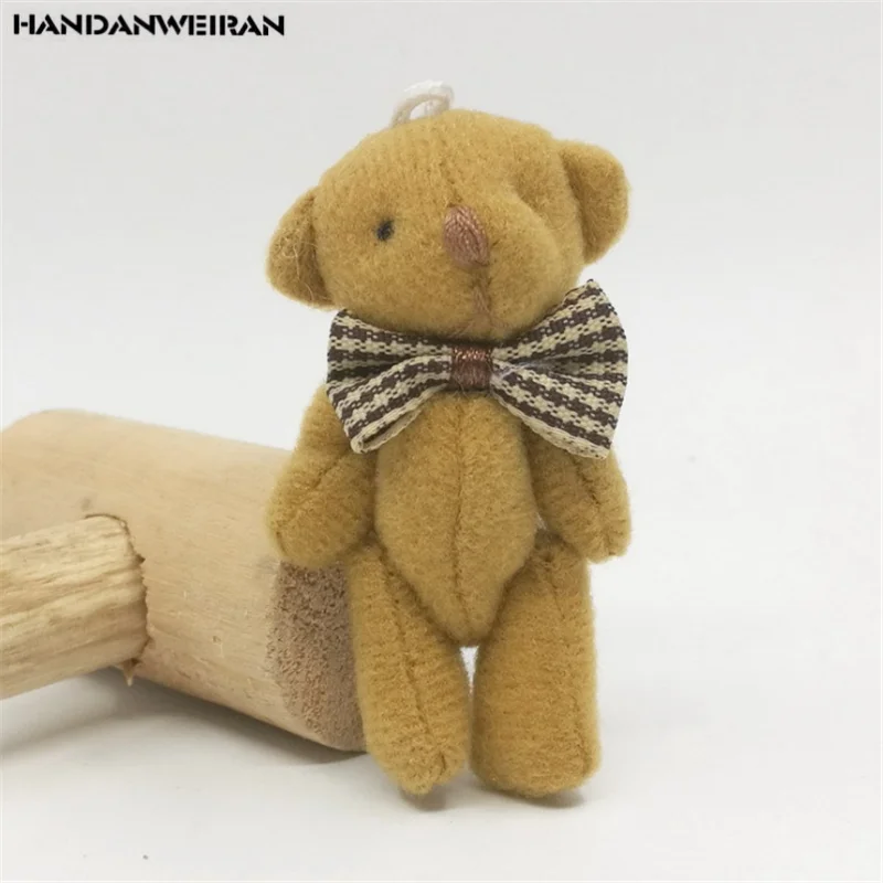 HANDANWEIRAN 1PCS Hot Sale Mini 6cm Bow Tie Bear Plush Toy PP Cotton Decorative Pendant Toy Boy Girl Holiday Gift wedding Doll
HANDANWEIRAN 1PCS Hot Sale Mini 6cm Bow Tie Bear Plush Toy PP Cotton Decorative Pendant Toy Boy Girl Holiday Gift wedding Doll
