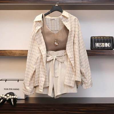 Spring Summer Women Three piece sets Casual Linen Plaid Tops + Shorts Elastic Waist Wide Leg Pants Suit Set 3 Piece Set
Spring Summer Women Three piece sets Casual Linen Plaid Tops + Shorts Elastic Waist Wide Leg Pants Suit Set 3 Piece Set