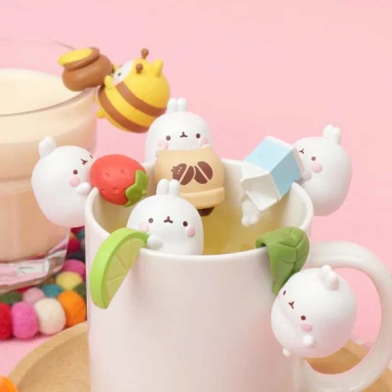 Кубок MOLANG, кролик, корейские фигурки, раньше, сумка, Caja Ciega, игрушки, кукла, милая аниме фигурка, настольные украшения, коллекция подарков
Кубок MOLANG, кролик, корейские фигурки, раньше, сумка, Caja Ciega, игрушки, кукла, милая аниме фигурка, настольные украшения, коллекция подарков