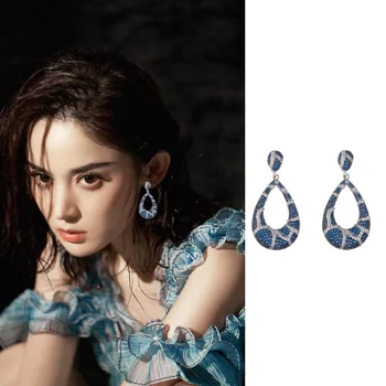 Fashion Long Geometric Drop Earrings Luxury Gold Silver Color Rectangle Cubic Zirconia Earring for Women Party Jewelry Gift SE12
Fashion Long Geometric Drop Earrings Luxury Gold Silver Color Rectangle Cubic Zirconia Earring for Women Party Jewelry Gift SE12