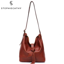 SC Women Luxury Genuine Leather Hobo Design Knot Large Shoulder Purses Soft Cowhide Handbag Female Casual Daily Bucket Liner Bag
SC Women Luxury Genuine Leather Hobo Design Knot Large Shoulder Purses Soft Cowhide Handbag Female Casual Daily Bucket Liner Bag