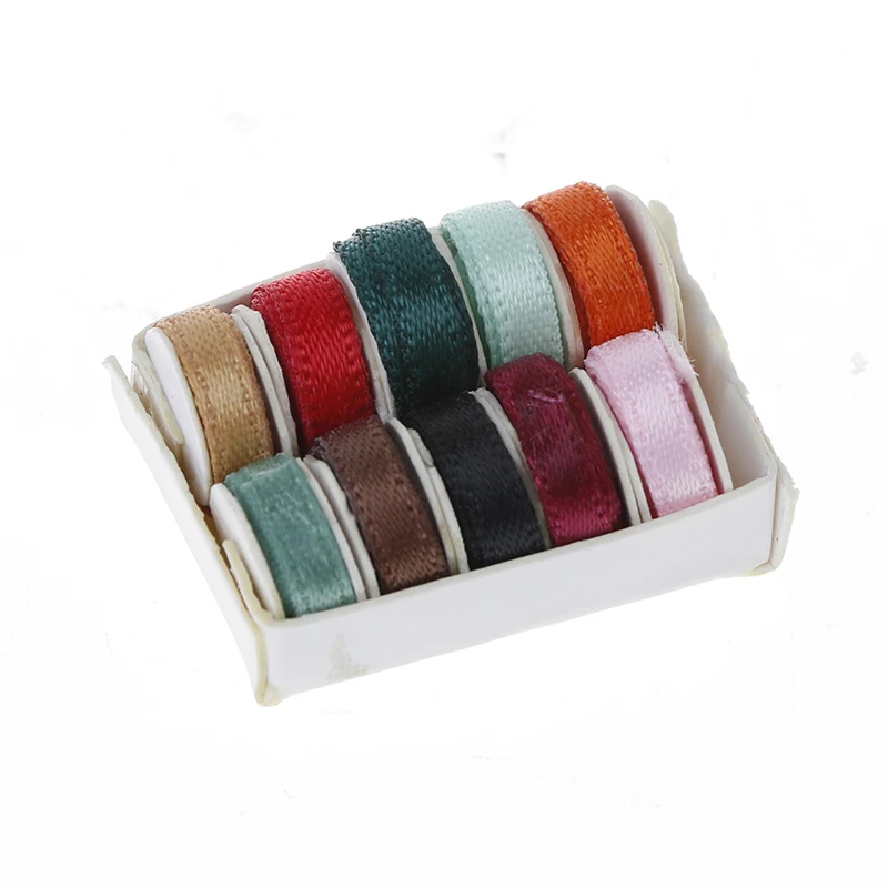 New 1/12 Dollhouse Miniature 1:12 Mini Sewing Craftsz Box Crafts Dollhouse Accessories Doll House Box Scene Accessories
New 1/12 Dollhouse Miniature 1:12 Mini Sewing Craftsz Box Crafts Dollhouse Accessories Doll House Box Scene Accessories