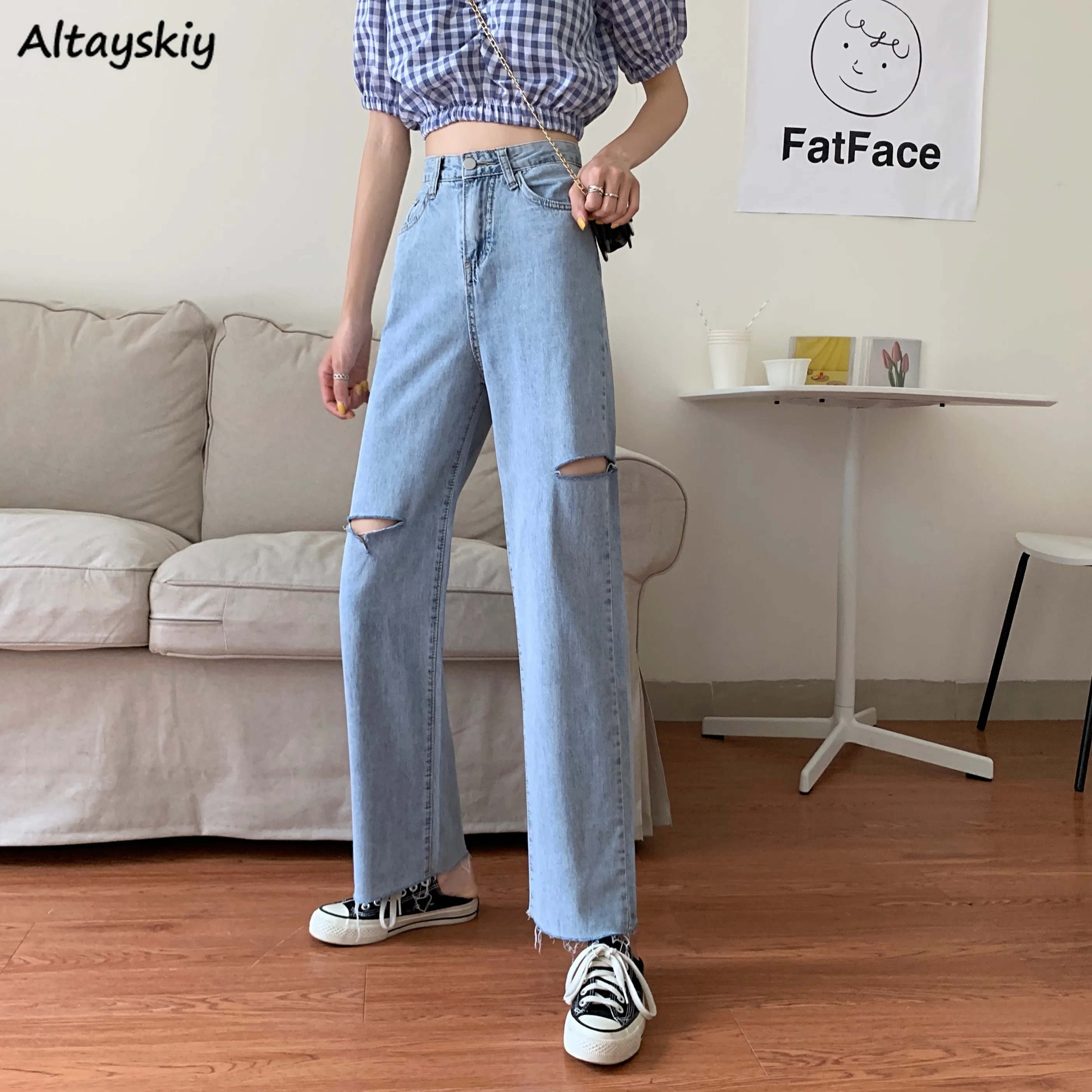 Women Ripped Jeans Korean High Street Zipper Denim Hole Trousers Cozy Slim Straight Washed Pantalones Female Versatile Hipsters
Women Ripped Jeans Korean High Street Zipper Denim Hole Trousers Cozy Slim Straight Washed Pantalones Female Versatile Hipsters