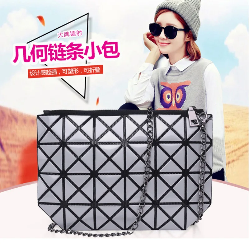 Square Sling Bag Geometry Bag Women's Japanese Style Quilted Chain Single-shoulder Bag for Women Support 
Square Sling Bag Geometry Bag Women's Japanese Style Quilted Chain Single-shoulder Bag for Women Support