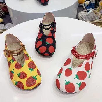 Japanese small leather shoes, flat bottom all-match pumps, strawberry small flower single shoes, women's scoop shoes 35-42
Japanese small leather shoes, flat bottom all-match pumps, strawberry small flower single shoes, women's scoop shoes 35-42