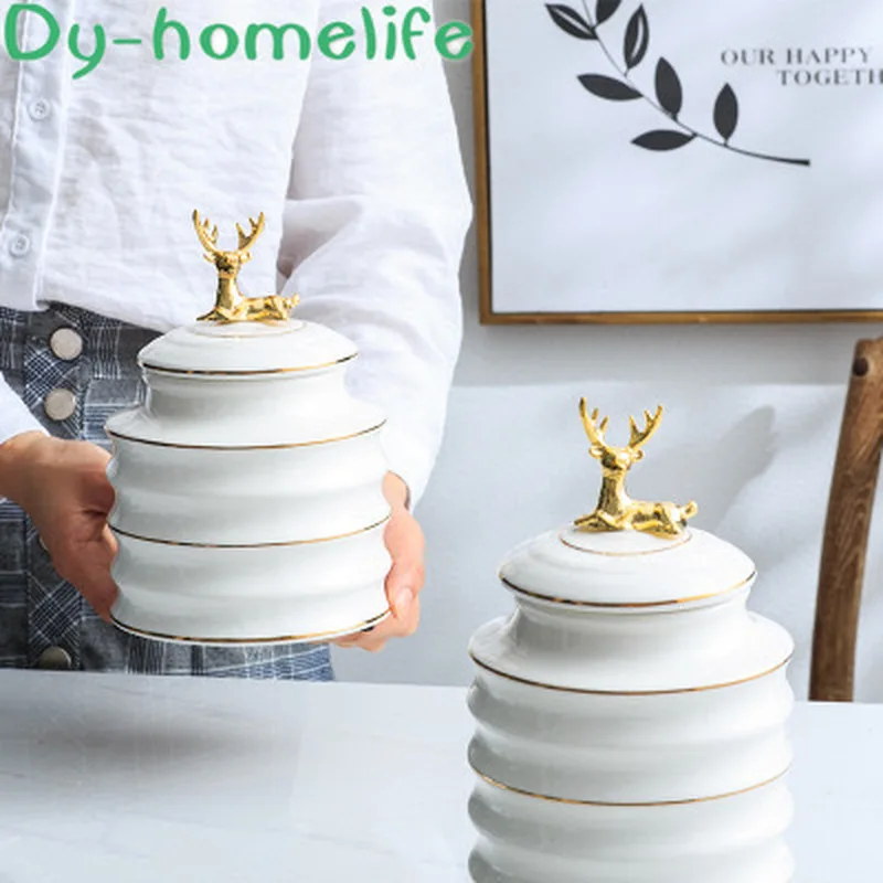 14*26cm Cylindrical Spiral Pattern Golden Deer Personalized Handle Bottle Cap Ceramic Storage Tank Set Home Storage Sealed Tank
14*26cm Cylindrical Spiral Pattern Golden Deer Personalized Handle Bottle Cap Ceramic Storage Tank Set Home Storage Sealed Tank