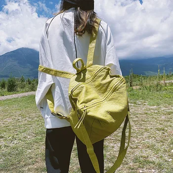 2020 new women's shoulder bag ladies large capacity travel bag fashion casual solid color zipper backpack 
2020 new women's shoulder bag ladies large capacity travel bag fashion casual solid color zipper backpack