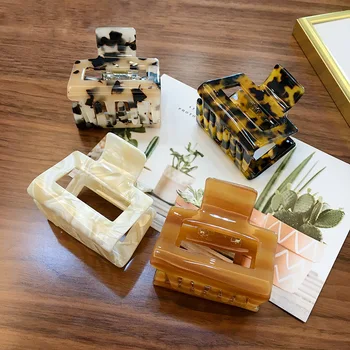 2020 Korean Women Girls Geometric Hair Crab Leopard Acetate Sheet Hair Claw Ponytail Holders Square Plastic Hairpins Hair Clamps
2020 Korean Women Girls Geometric Hair Crab Leopard Acetate Sheet Hair Claw Ponytail Holders Square Plastic Hairpins Hair Clamps