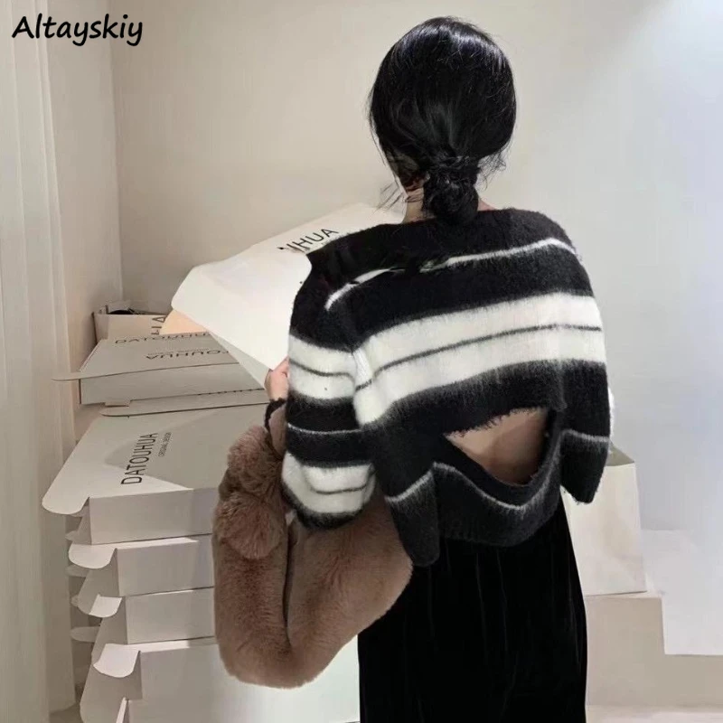 

Cropped Sweaters Women Chic Harajuku Vintage Autumn Hollow Out Ladies Knitwear Cozy Ulzzang Long Sleeve Girls Clothes Stylish