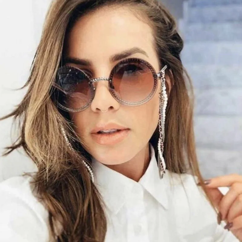 Luxury Oversized Round Sunglasses Women Retro Brand Designer Chain Metal Frame CHIC Sun Glasses For Female UV400 Oculos Eyewear
Luxury Oversized Round Sunglasses Women Retro Brand Designer Chain Metal Frame CHIC Sun Glasses For Female UV400 Oculos Eyewear