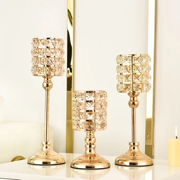 Romantic Candlelight Dinner Golden Candle Holders Crystal Candlestick Decoration Modern Dining Table Feather Decoration European
Romantic Candlelight Dinner Golden Candle Holders Crystal Candlestick Decoration Modern Dining Table Feather Decoration European