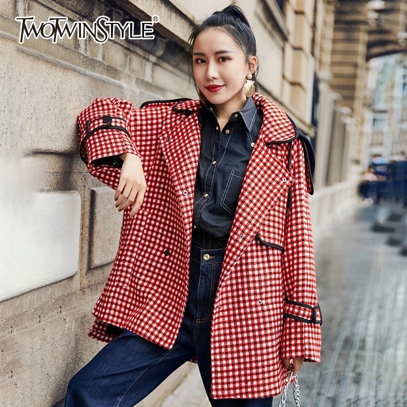 TWOTWINSTYLE Patchwork Hit Color Plaid Coat For Women Lapel Collar Long Sleeve Side Split Coats Female 2020 Spring Fashion New
TWOTWINSTYLE Patchwork Hit Color Plaid Coat For Women Lapel Collar Long Sleeve Side Split Coats Female 2020 Spring Fashion New