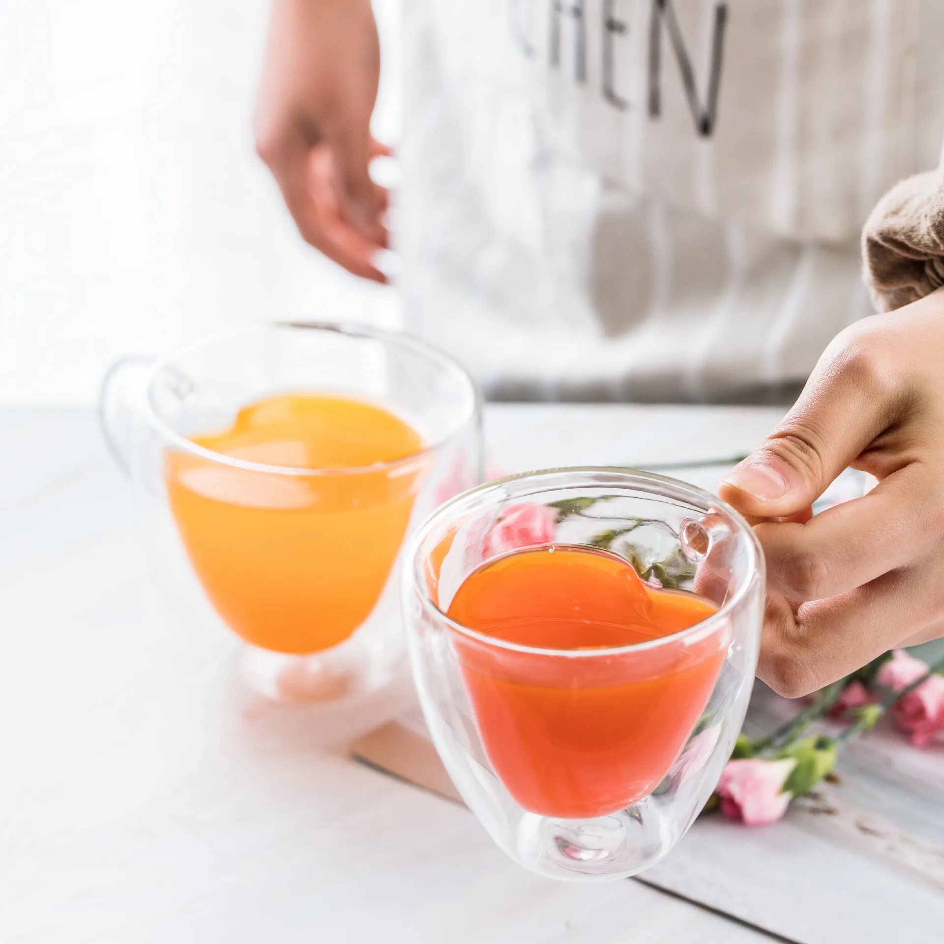 Heart Shape Glass Mug With Handle Milk Juice Water Cup Home Office Drinkware Crystal Transparent Mugs Lovers Couple Gifts 
Heart Shape Glass Mug With Handle Milk Juice Water Cup Home Office Drinkware Crystal Transparent Mugs Lovers Couple Gifts