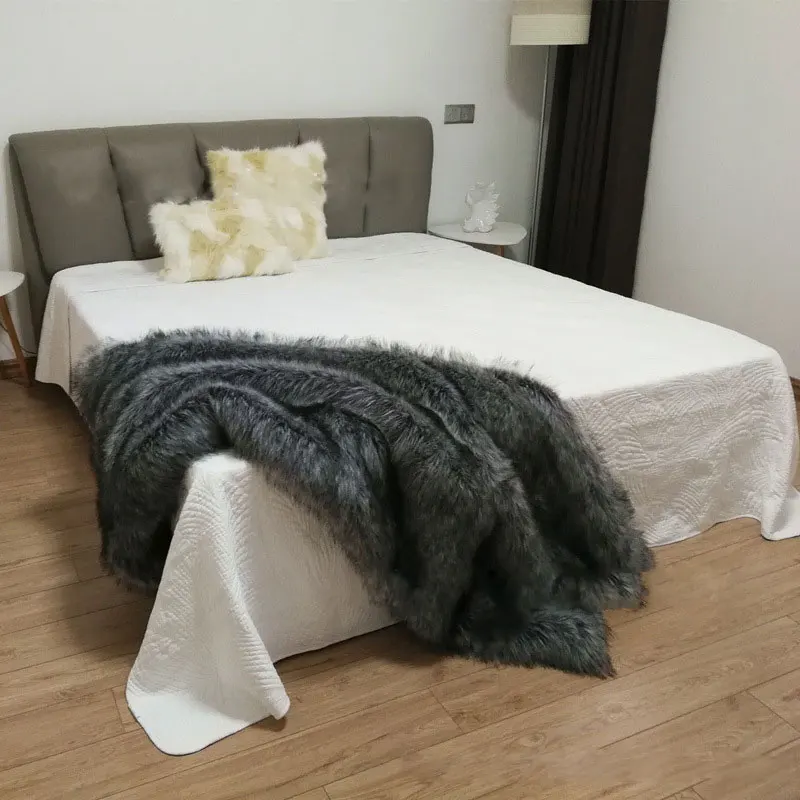 Luxury imitation fur blankets color changing hair casual bed blanket fur quilt sofa blanket window carpet
Luxury imitation fur blankets color changing hair casual bed blanket fur quilt sofa blanket window carpet