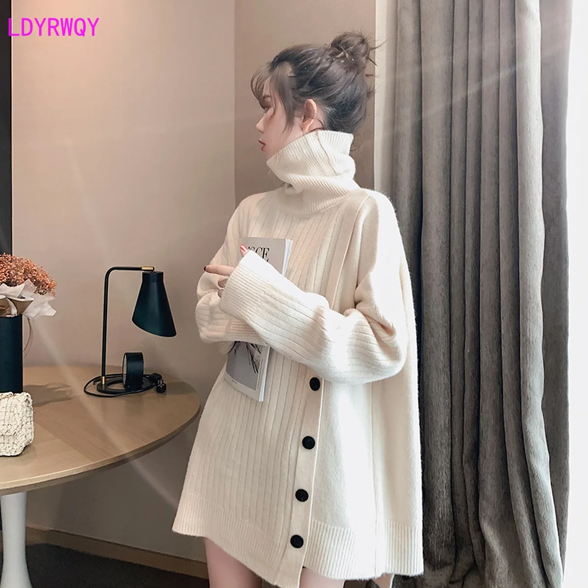 2019 autumn and winter new Korean women's loose hooded lazy wind high collar long sleeve single-breasted wild sweater
2019 autumn and winter new Korean women's loose hooded lazy wind high collar long sleeve single-breasted wild sweater