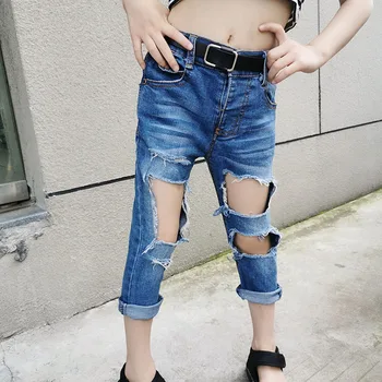 2020 children's wear girls' broken hole pants, old personalized pants, soft denim with elasticity
2020 children's wear girls' broken hole pants, old personalized pants, soft denim with elasticity
