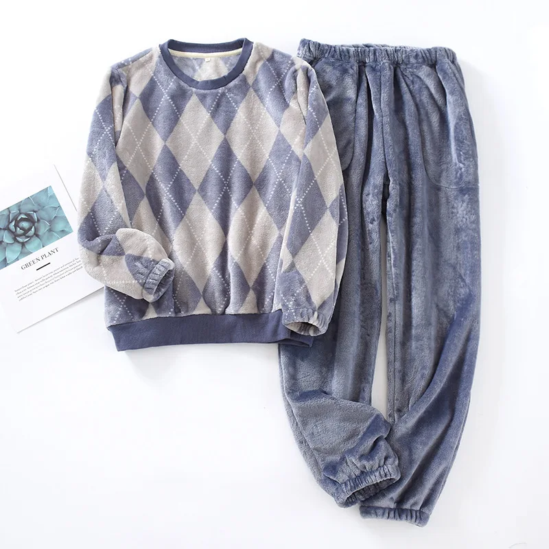 Tulin Fashion Couple Flannel Sleepwear 2Pcs Thicken Warm Pajamas Set Autumn Winter Casual Women Nightwear O-neck women pijama
Tulin Fashion Couple Flannel Sleepwear 2Pcs Thicken Warm Pajamas Set Autumn Winter Casual Women Nightwear O-neck women pijama